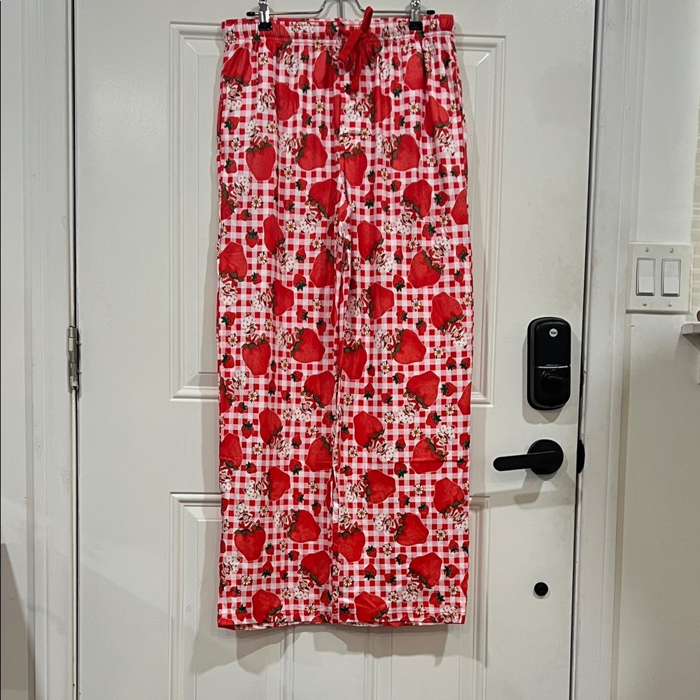 Cozy Strawberry Shortcake Print Pajama Pants